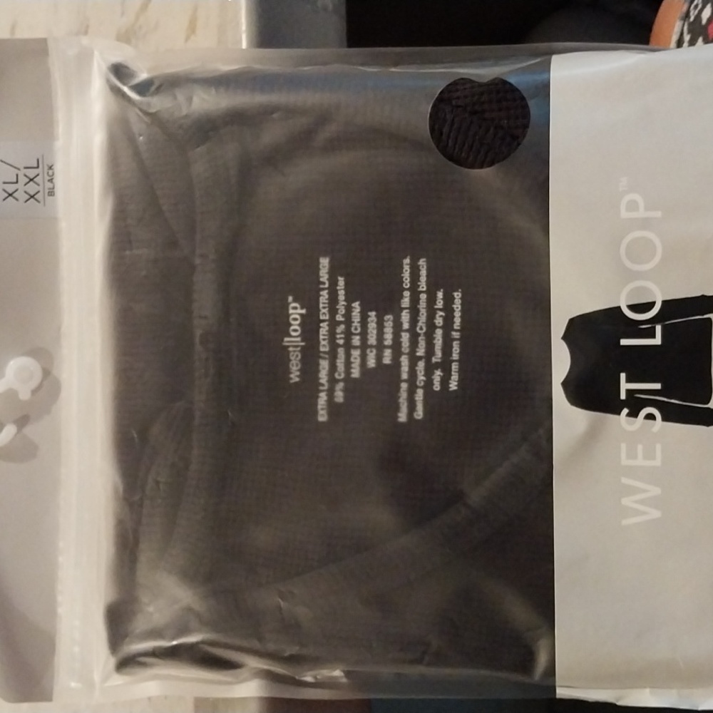 Black Thermal Top - Picture 5 of 5